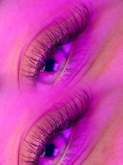 ROSÉ BEAUTY BY MICHELLE