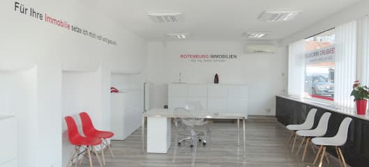 Dipl.-Ing. Stefani Schneider