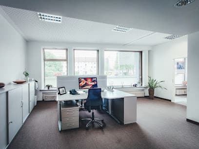 Finanzdienstleistungen Julia Hecht