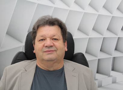 Finanzmakler Axel Scholz